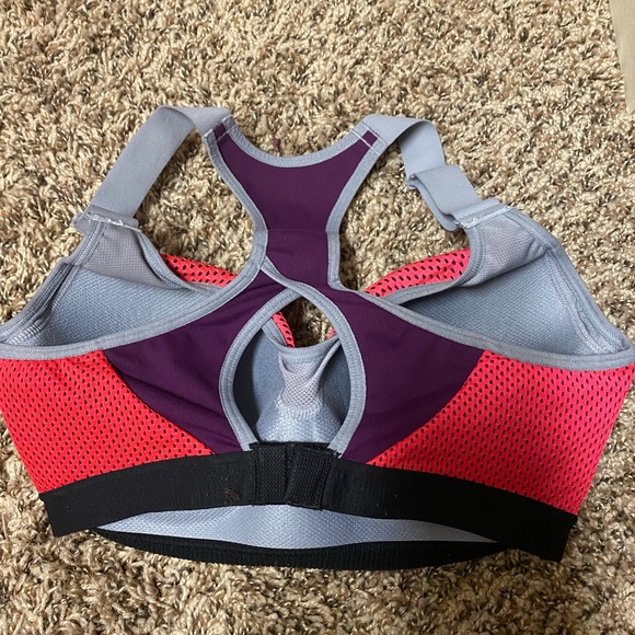 Victoria’s Secret Sport Bra - Picture 2 of 5